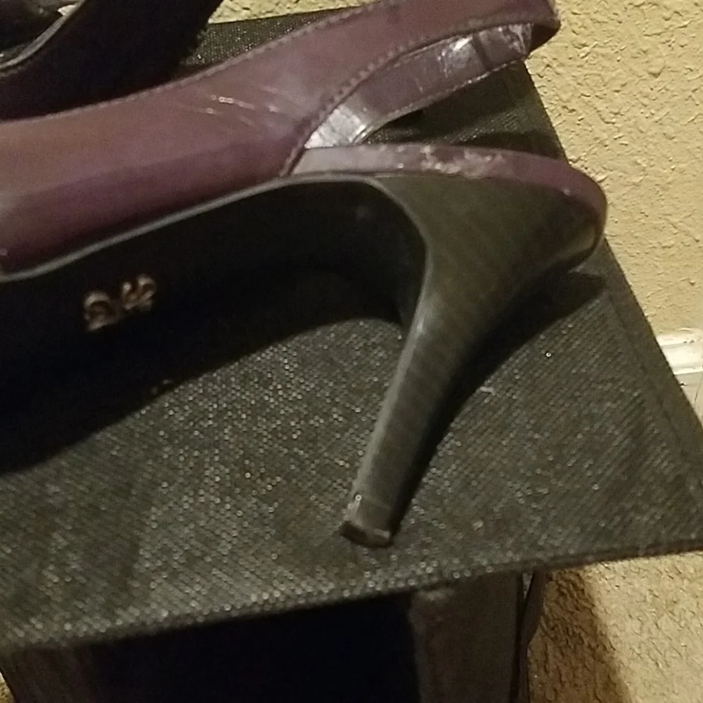 Simply Vera by Vera Wang Purple Sling Back Open Toe Heels